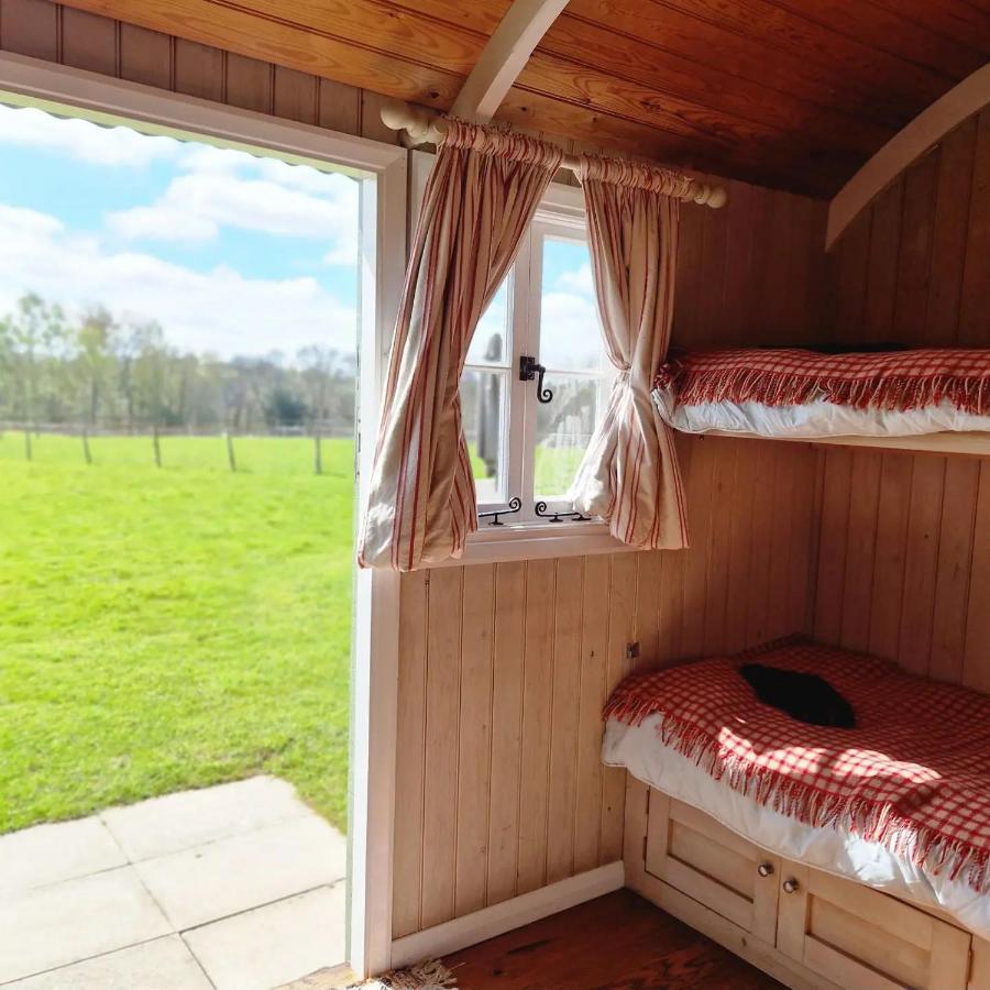 Skylark Shepherds Hut Royal Tunbridge Wells Exteriér fotografie